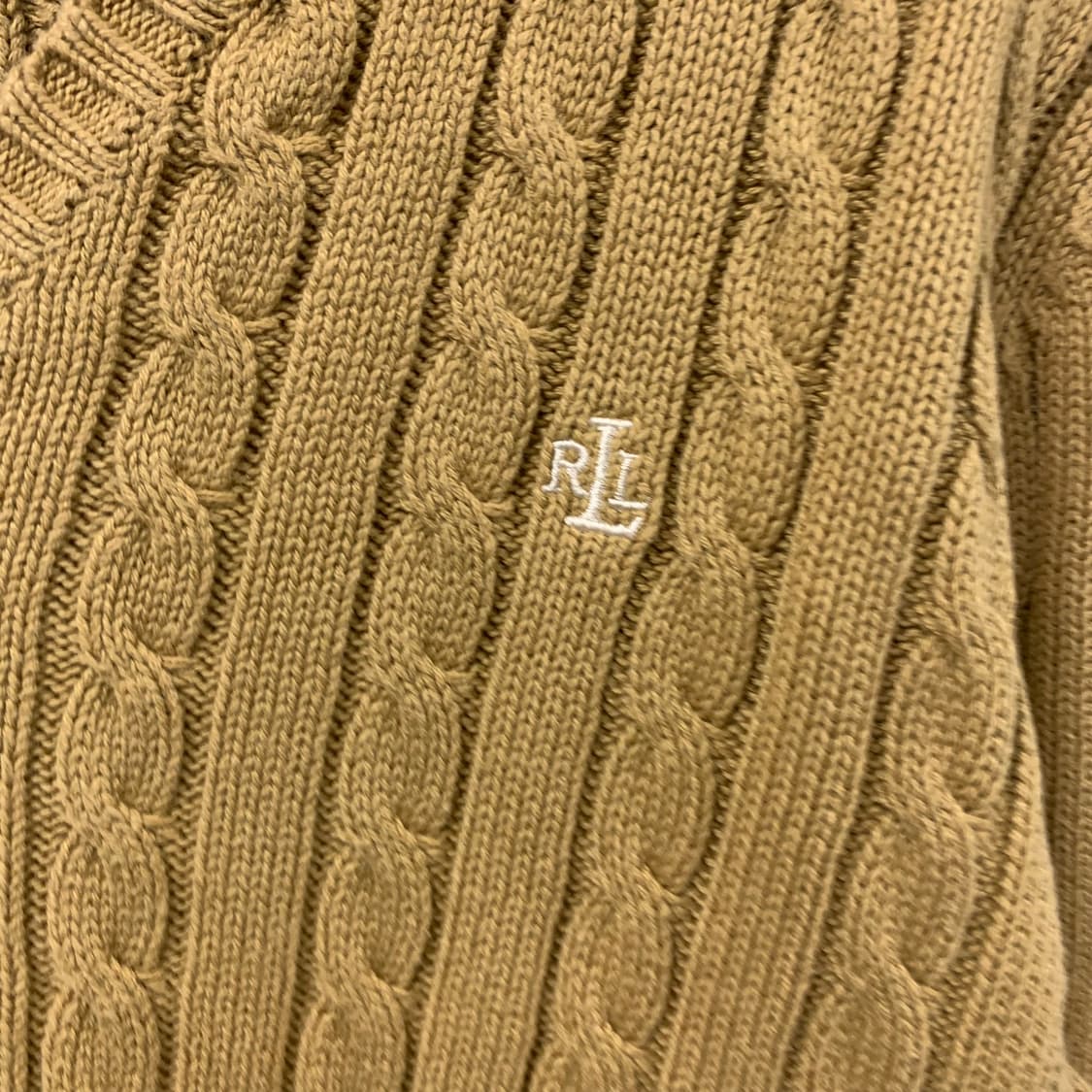 랄프로렌 베이지 꽈배기 브이넥 니트 상품이미지3