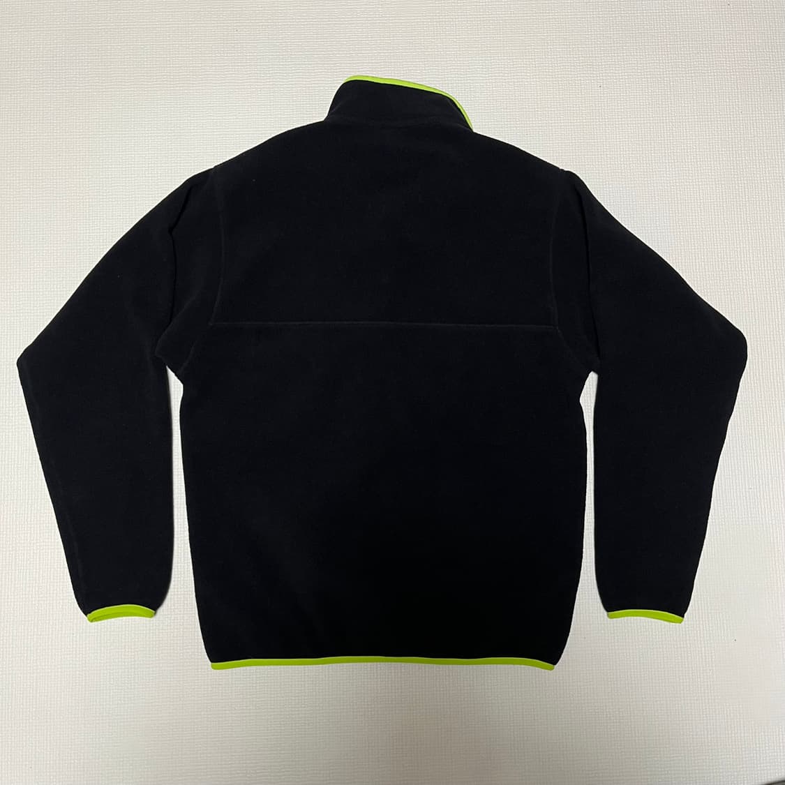 파타고니아 신칠라 블랙/라임 상품이미지2