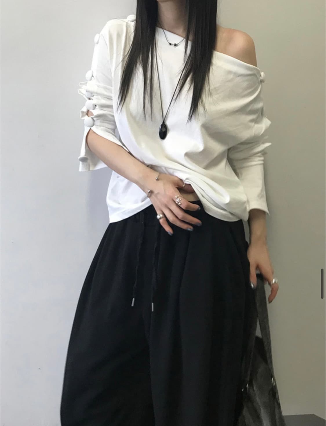 더니로 보트넥 버튼 티셔츠 (아이보리) 상품이미지2