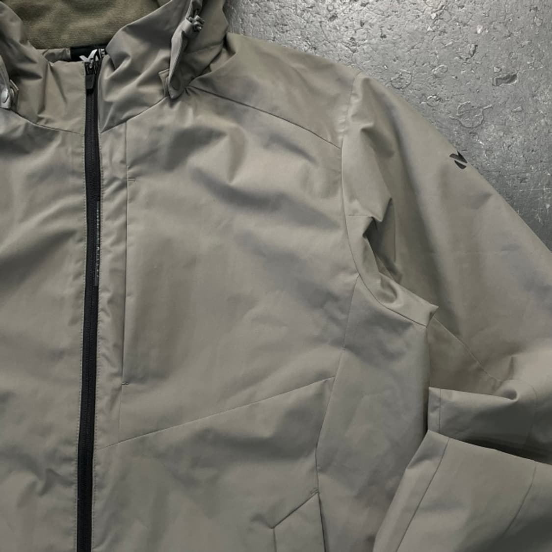 100 밀레 바람막이 상품이미지2