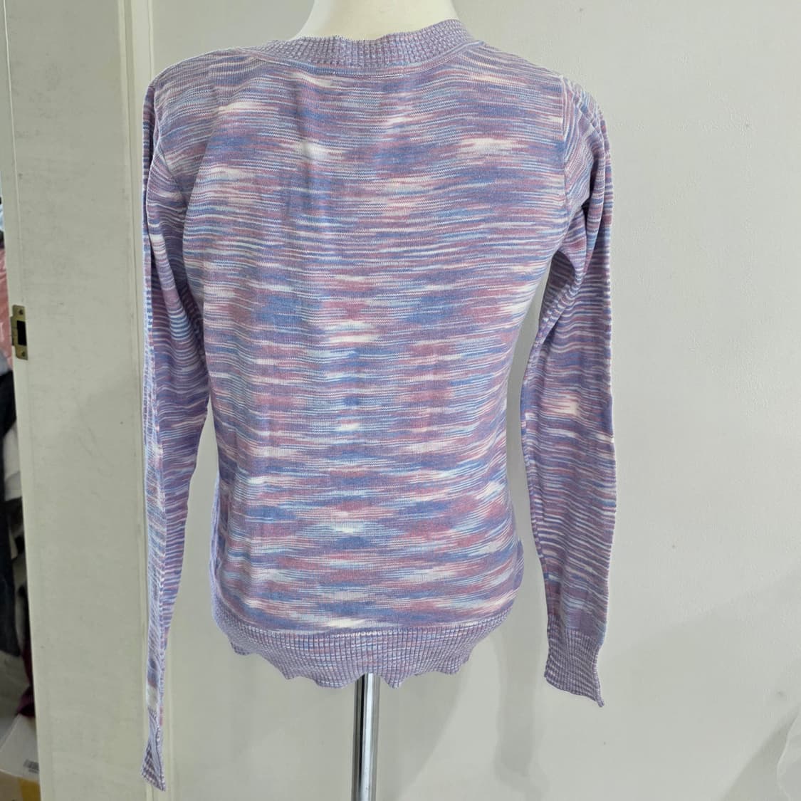 일본빈티지)시네마클럽 쿨톤 y2k 브이넥파스텔스트라이프 모리걸스즈코 니트 상품이미지4