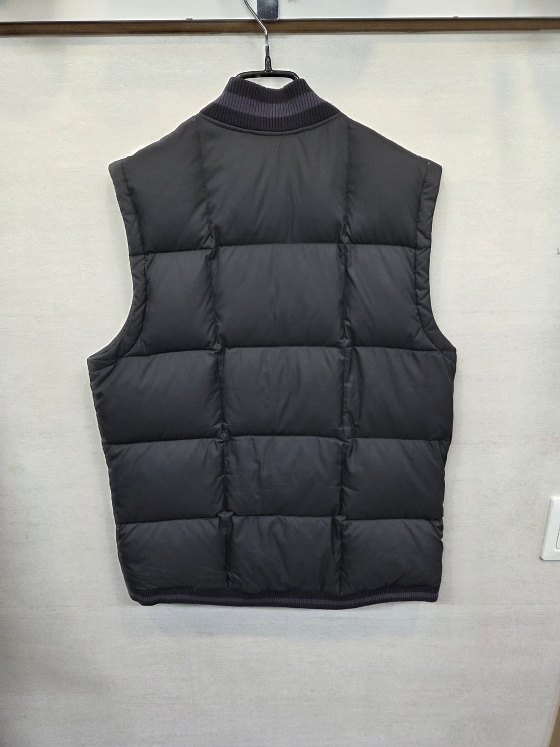 나이키 디펜더 550 다운 패딩 조끼 m 상품이미지2