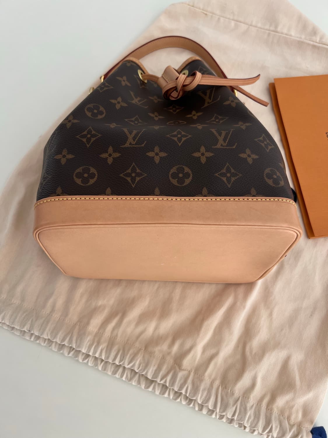 루이비통 노에 bb 상품이미지3