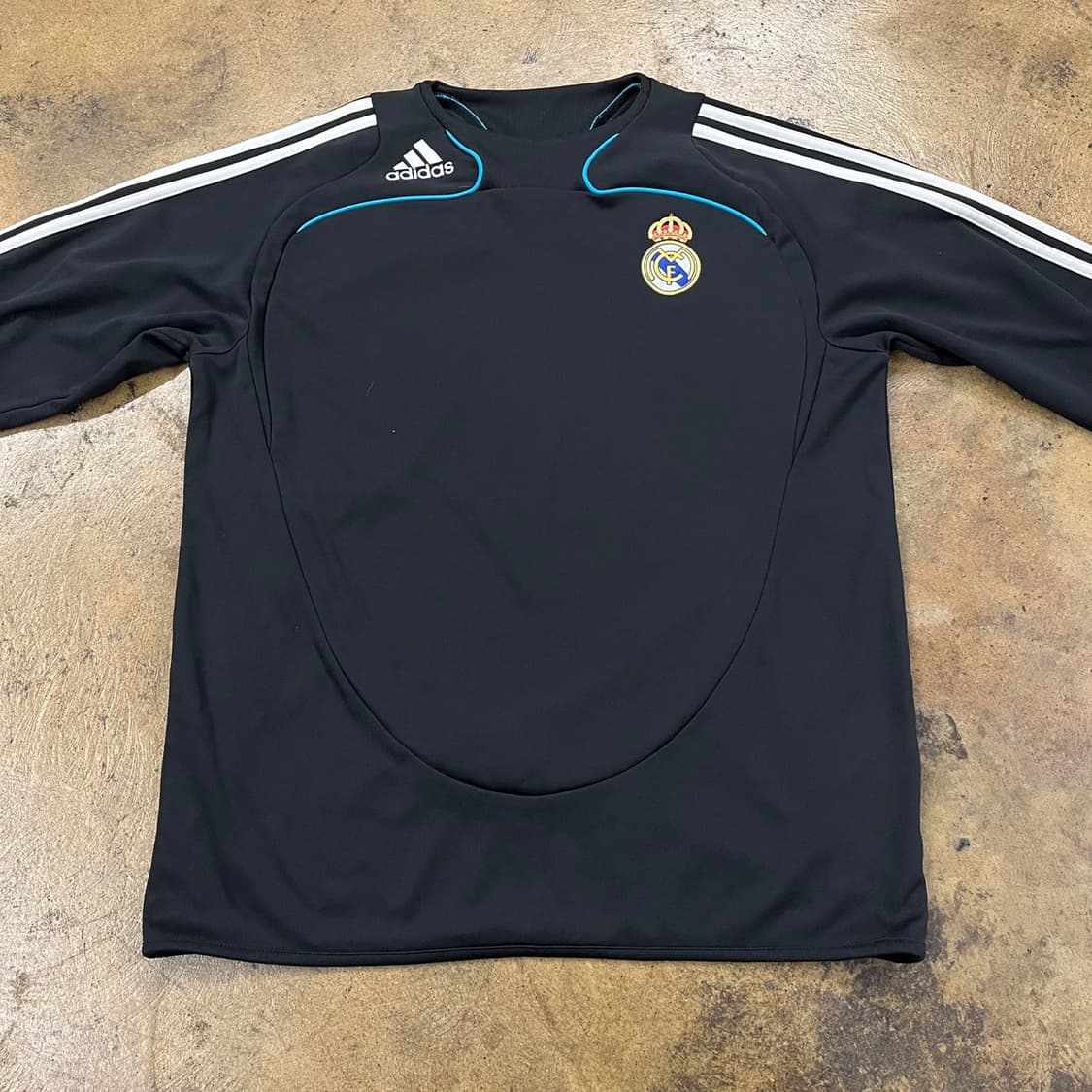 [정품/105] 아디다스 레알마드리드 트레이닝 긴팔티셔츠 블랙 b10 상품이미지3