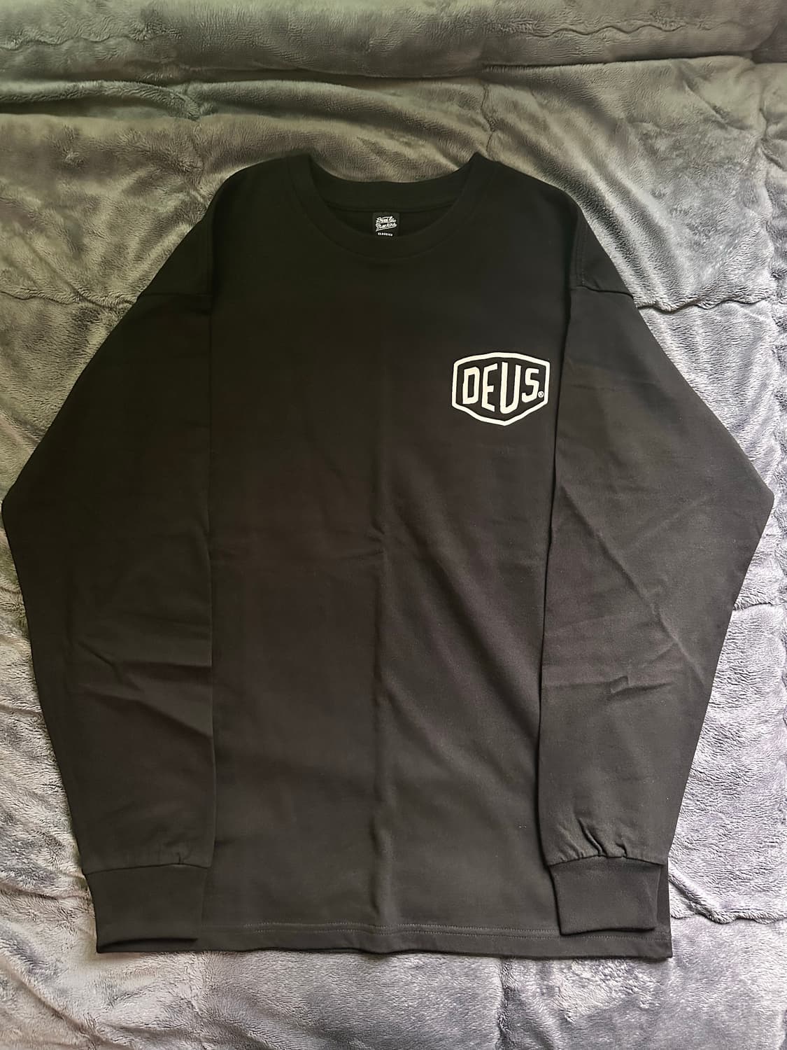 데우스 롱슬리브 블랙 상품이미지1