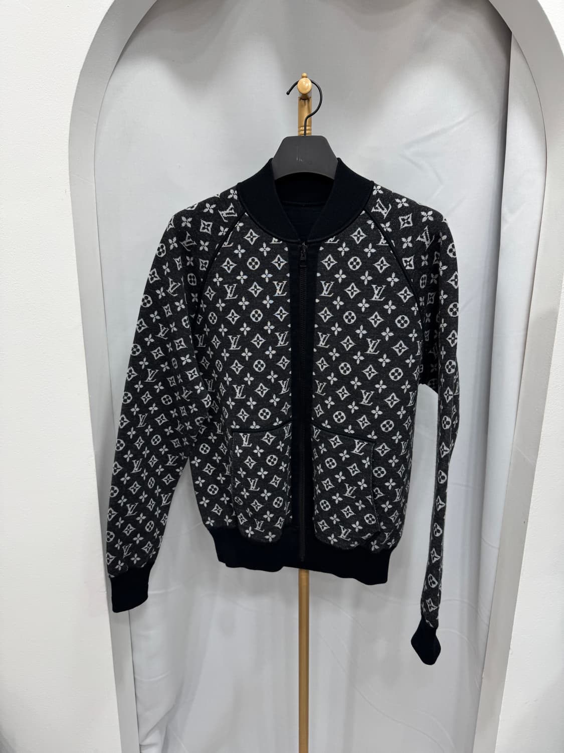 루이비통 모노그램 리버서블 블루종 집업 L  상품이미지1