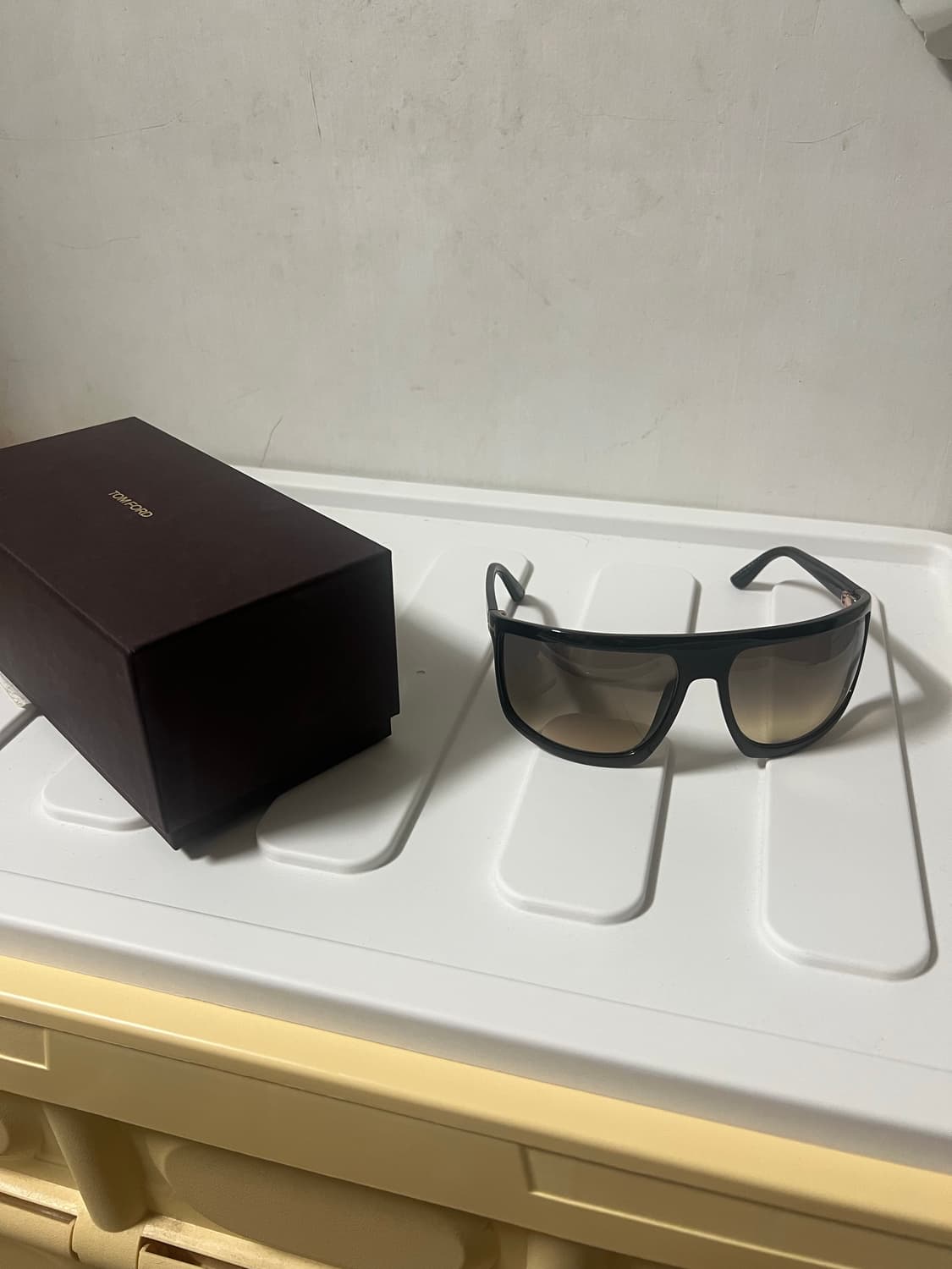 톰포드 그라데이션 선글라스 상품이미지2