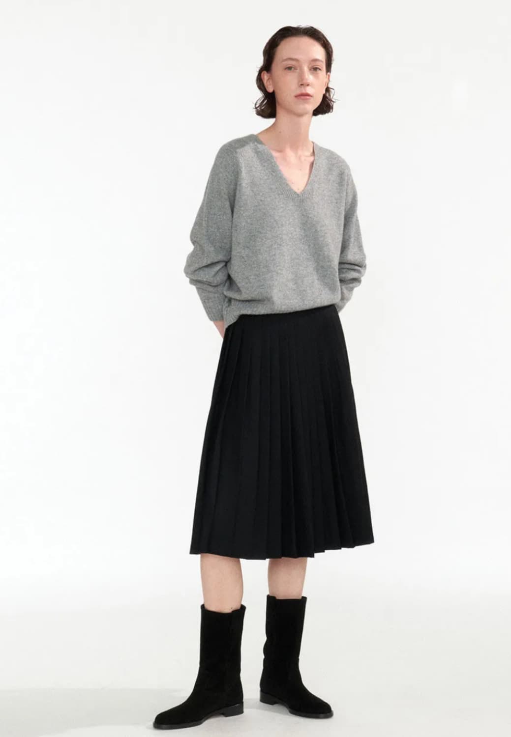 낫띵리튼 브이넥 니트 상품이미지2