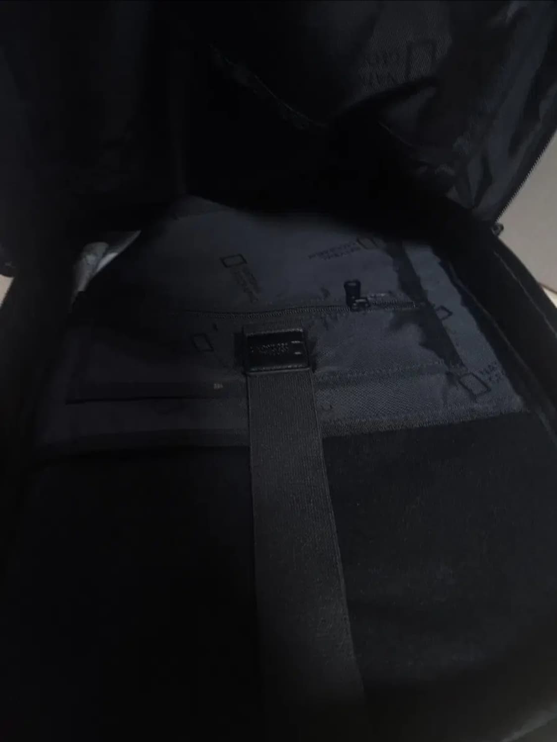 내셔널지오그래픽 어반자카드 백팩 상품이미지4