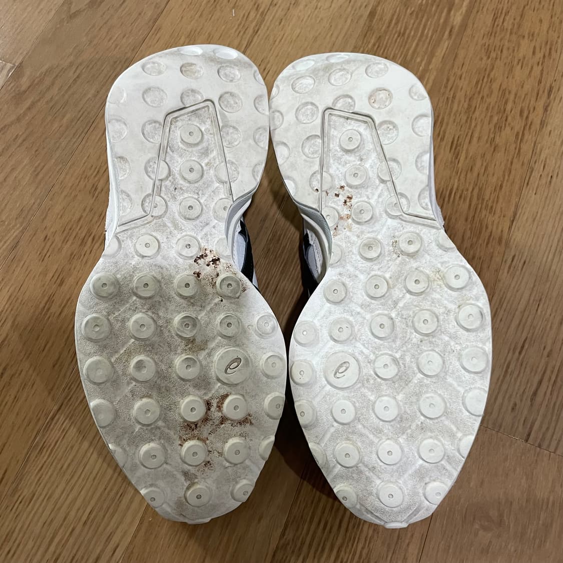 아식스 조거 X81 화이트 스모크 그레이 스니커즈 240 상품이미지7