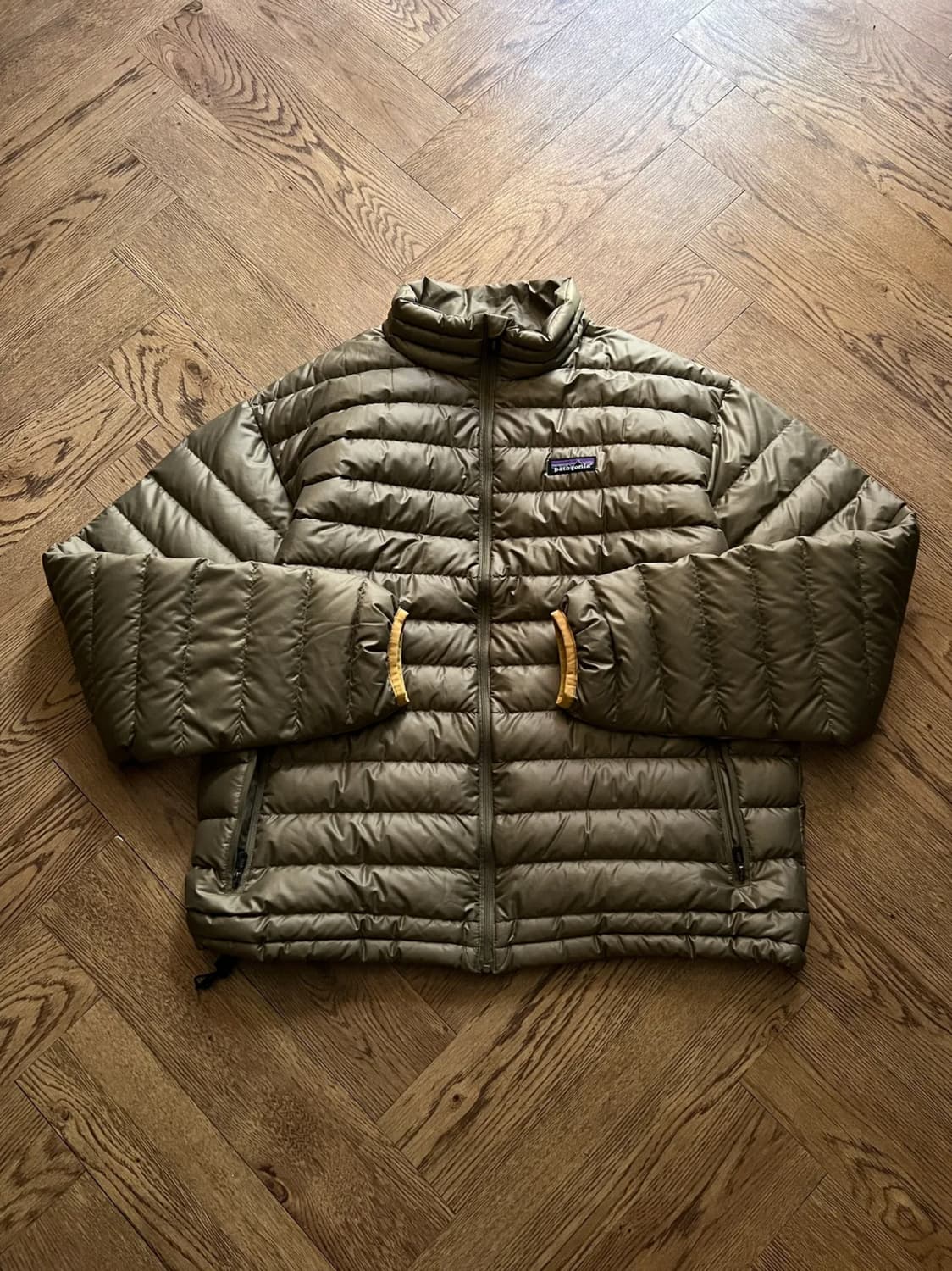 [L]00's 파타고니아 다운스웨터 구스다운 경량 패딩 상품이미지1