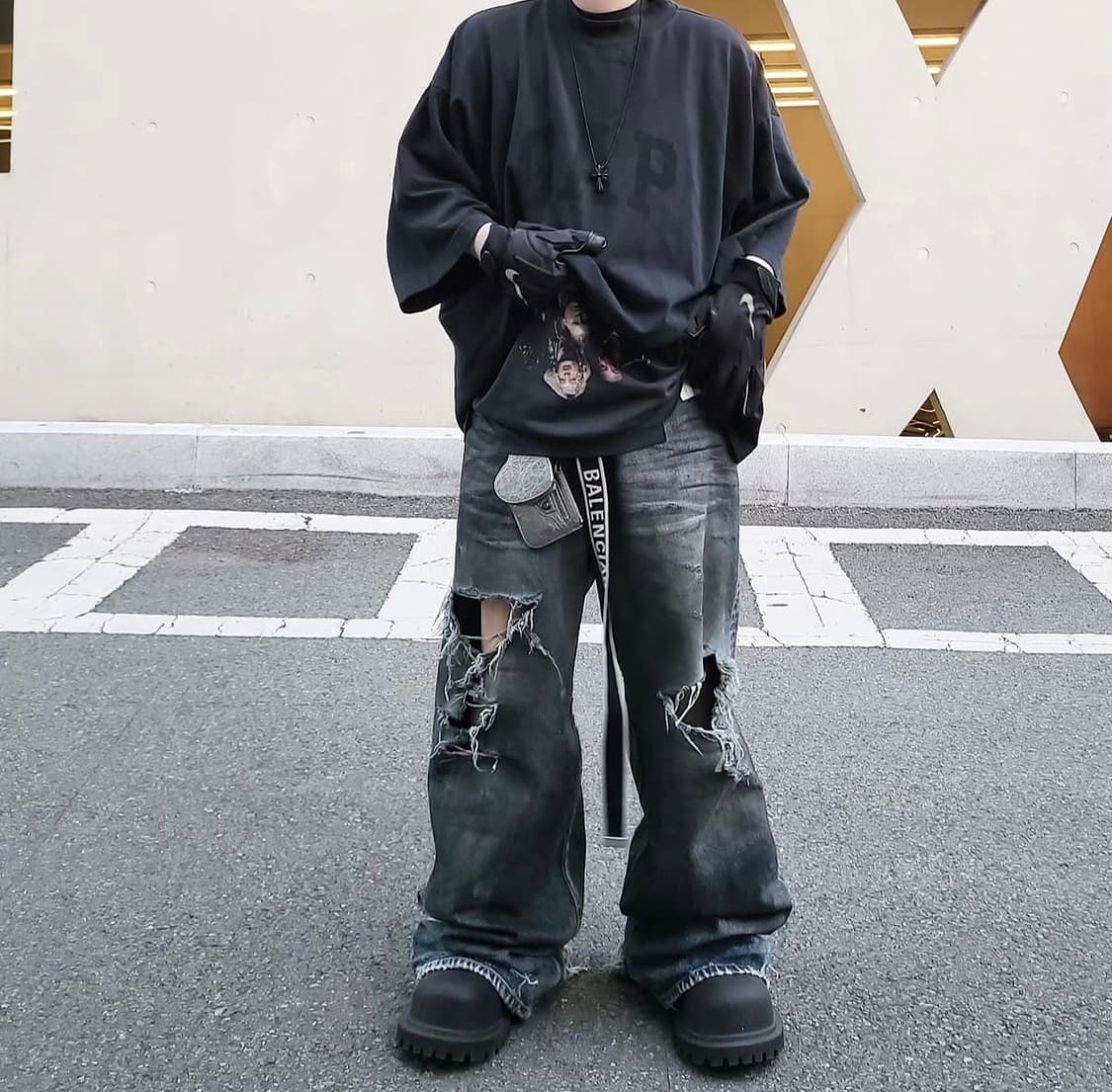이지 갭 엔지니어드 바이 발렌시아가 도브 3/4 슬리브 티셔츠 상품이미지3