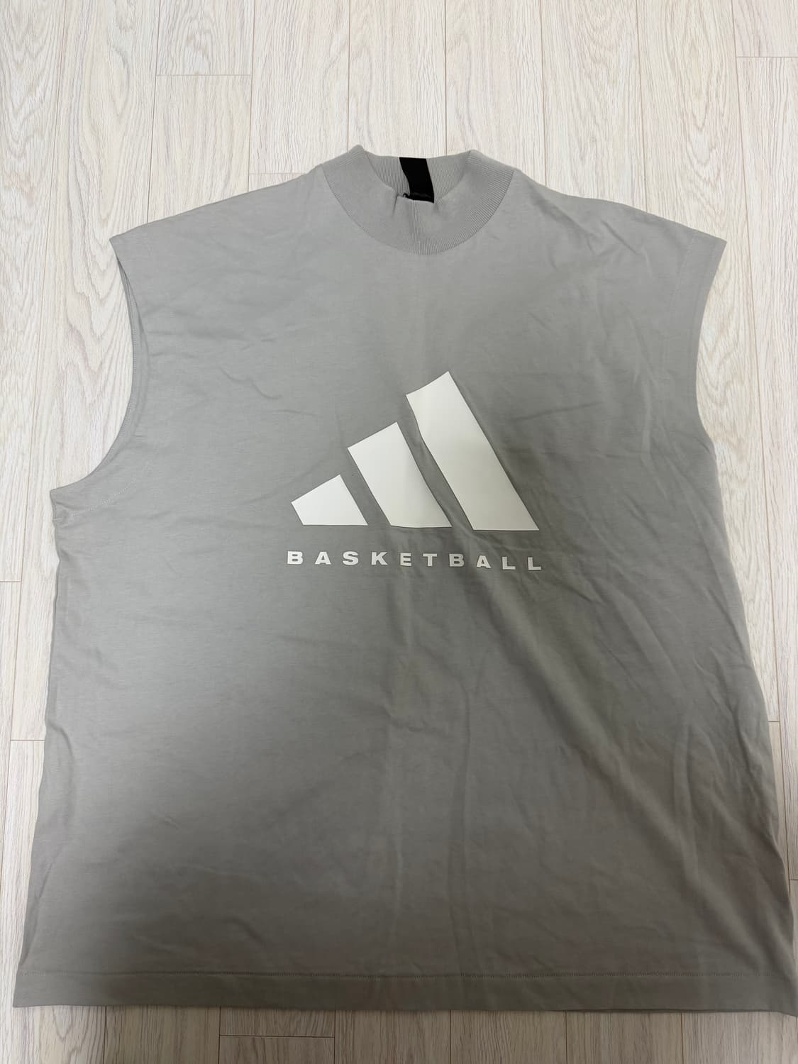 아디다스 바스켓볼 슬리브리스 티 상품이미지1