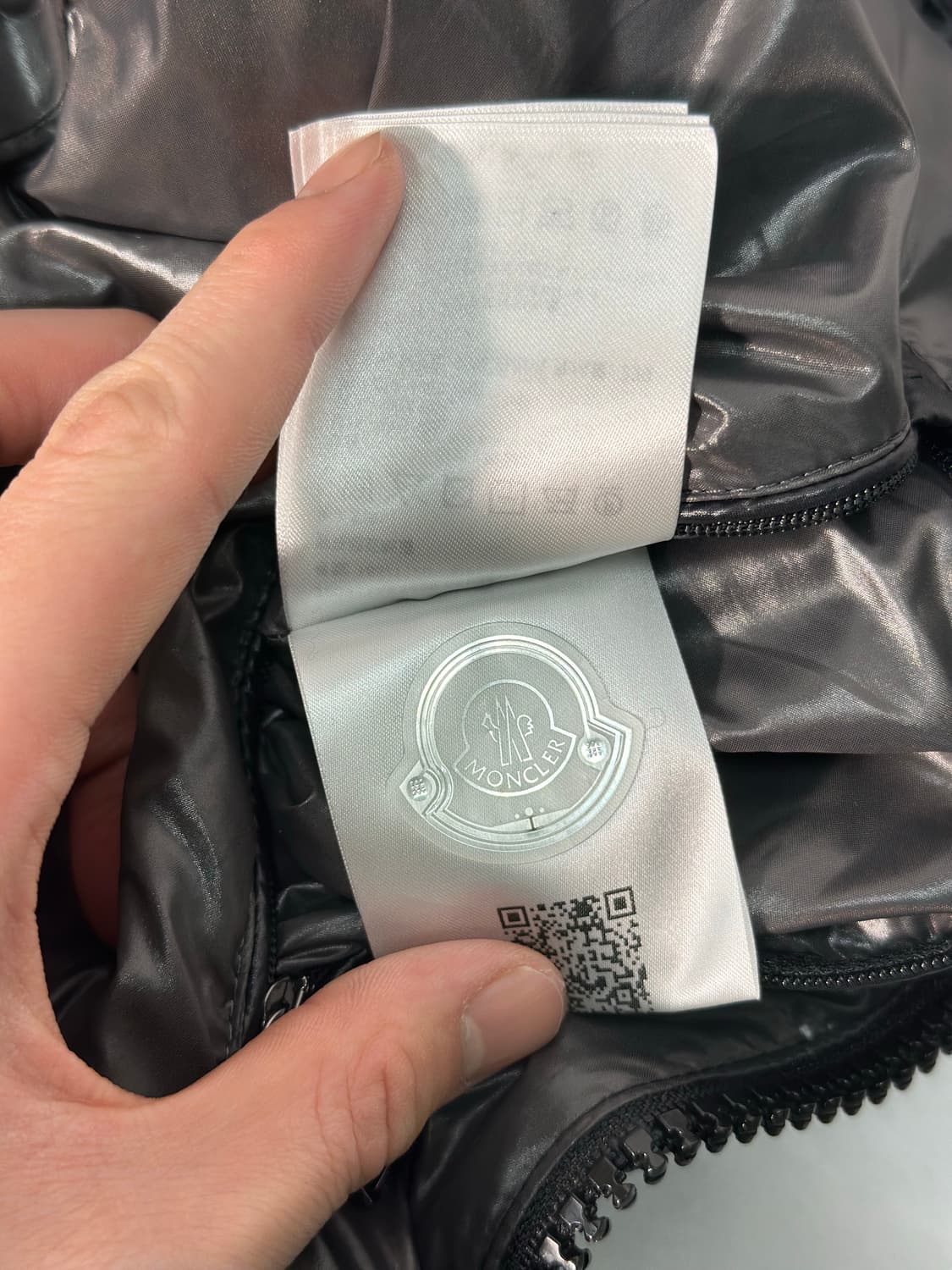 몽클레어 마야패딩 블랙 5 상품이미지9