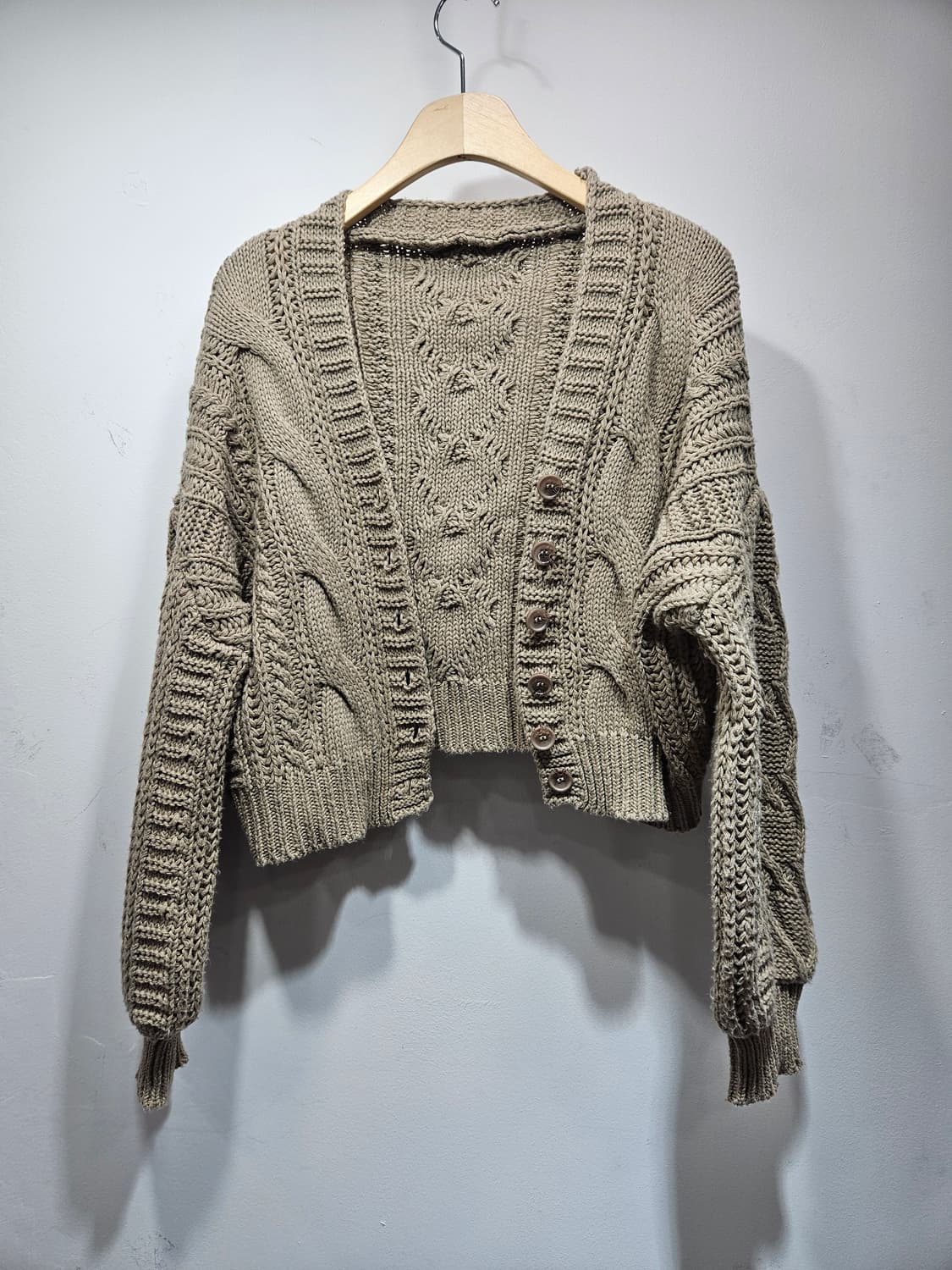 꽈배기 크롭 니트 가디건 상품이미지3