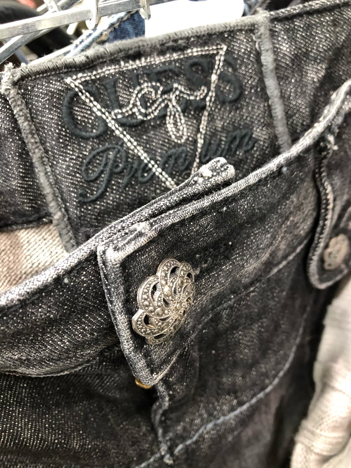 GUESS black washed denim mini skirt 상품이미지3