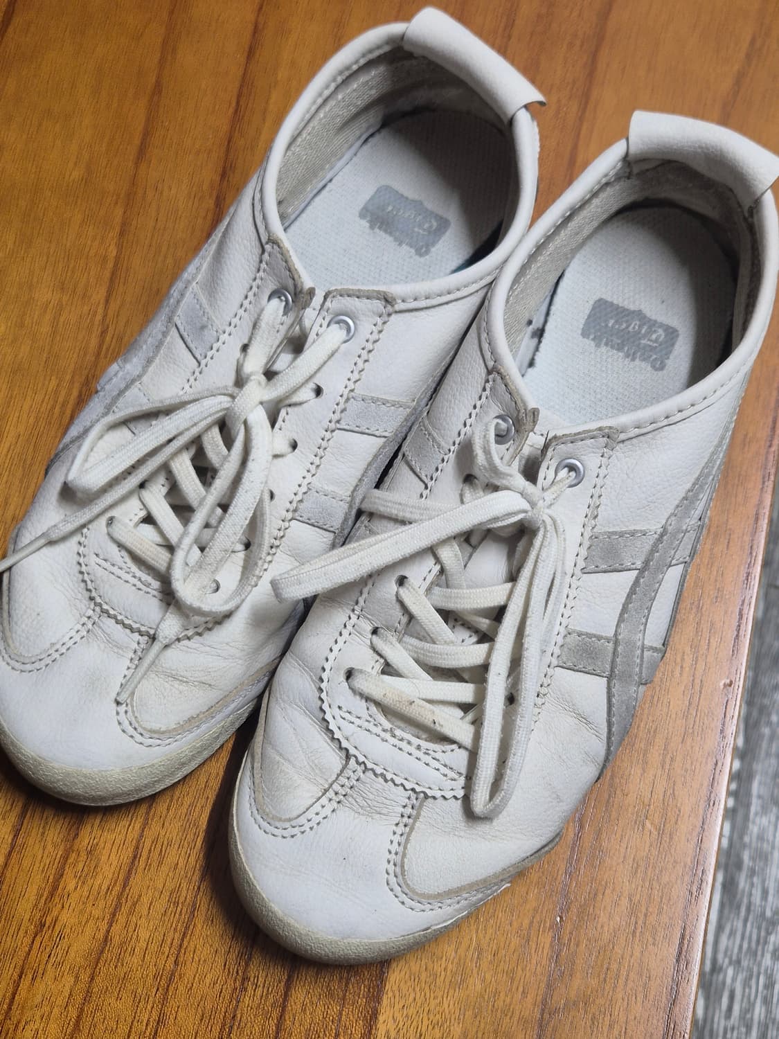 오니츠카타이거 멕시코66 화이트 240 상품이미지1