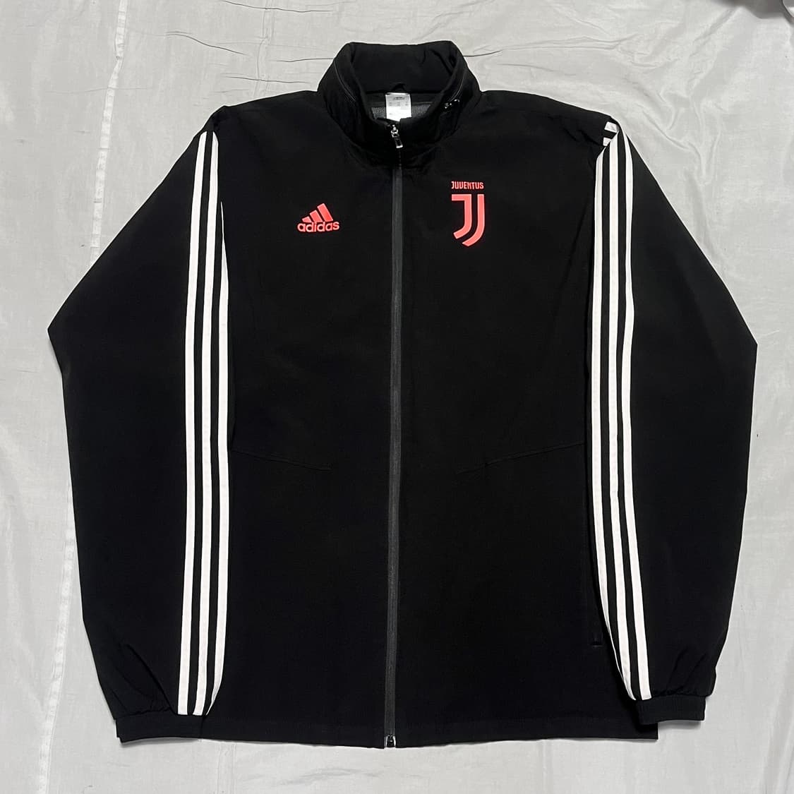 2XL 아디다스 유벤투스 유니폼 블랙 바람막이 상품이미지2