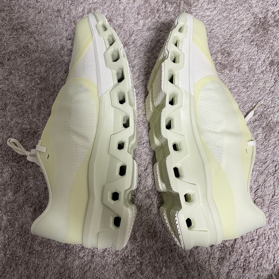 온 러닝 x 포스트 아카이브 팩션 (파프) 클라우드몬스터 2 시들링 화이 상품이미지6