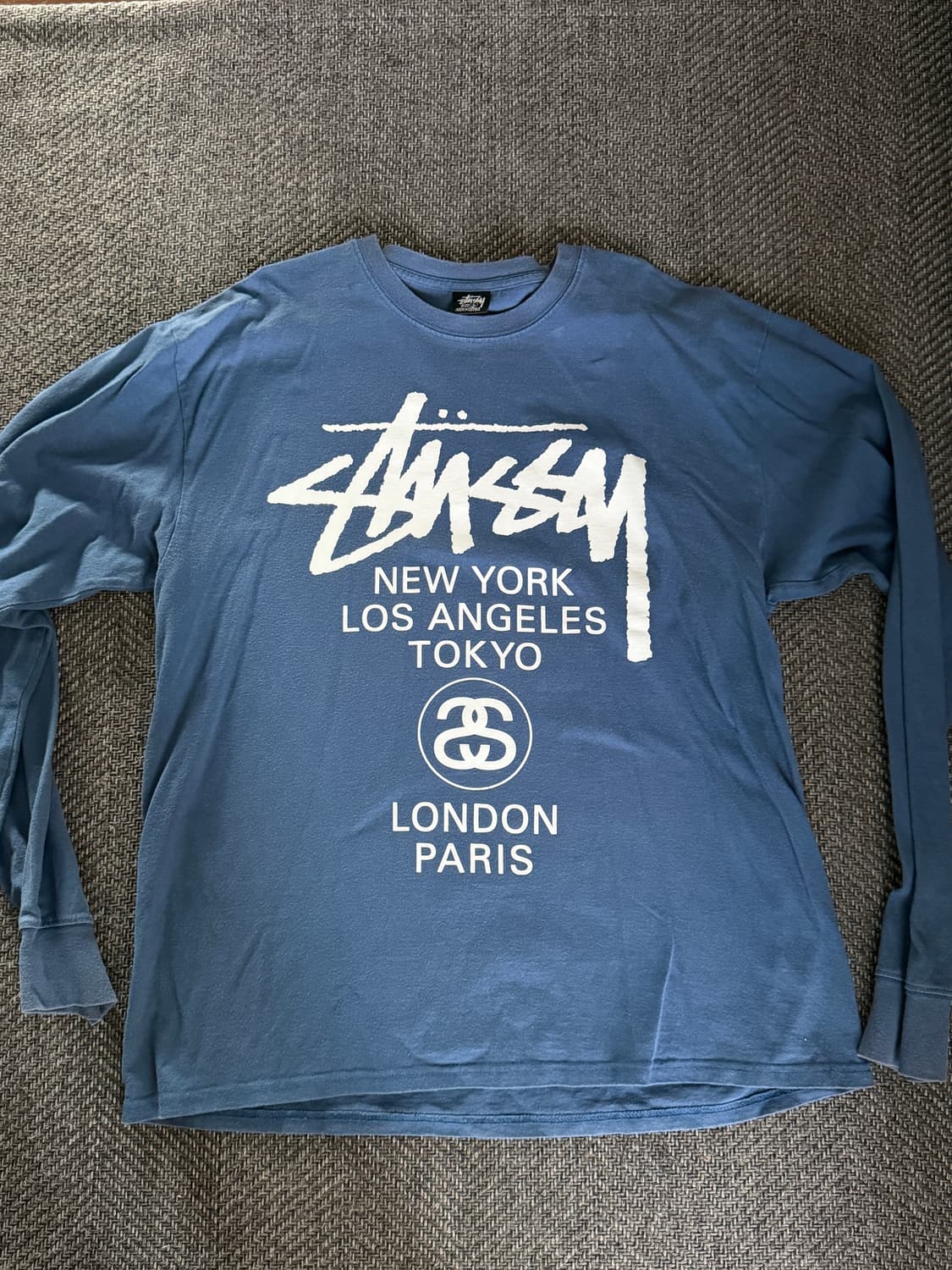 스투시 월드투어 롱슬리브 티셔츠 미드나잇 상품이미지1