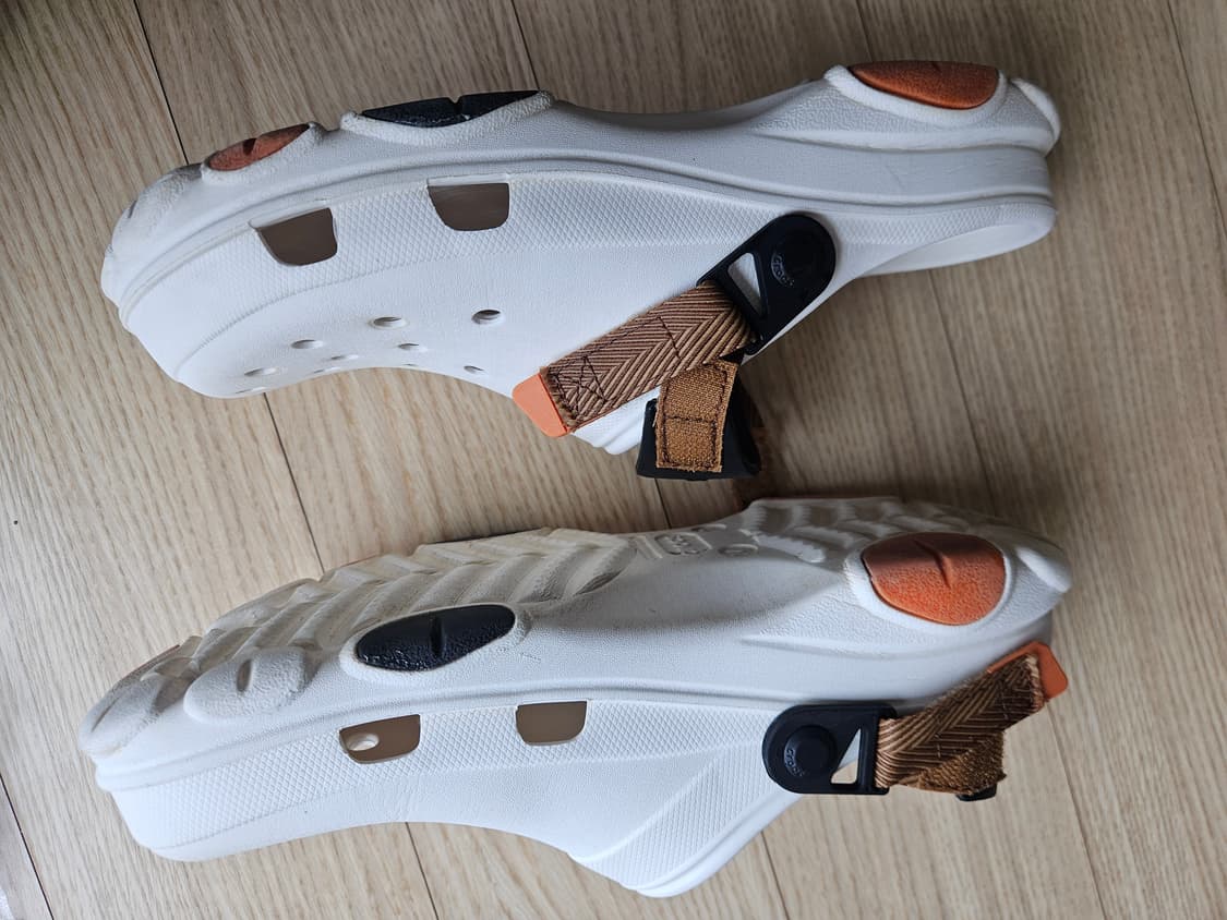 크록스 올터레인 클로그 화이트 M11(290)
 상품이미지5