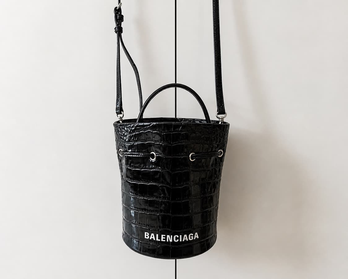 발렌시아가 버킷백 상품이미지2