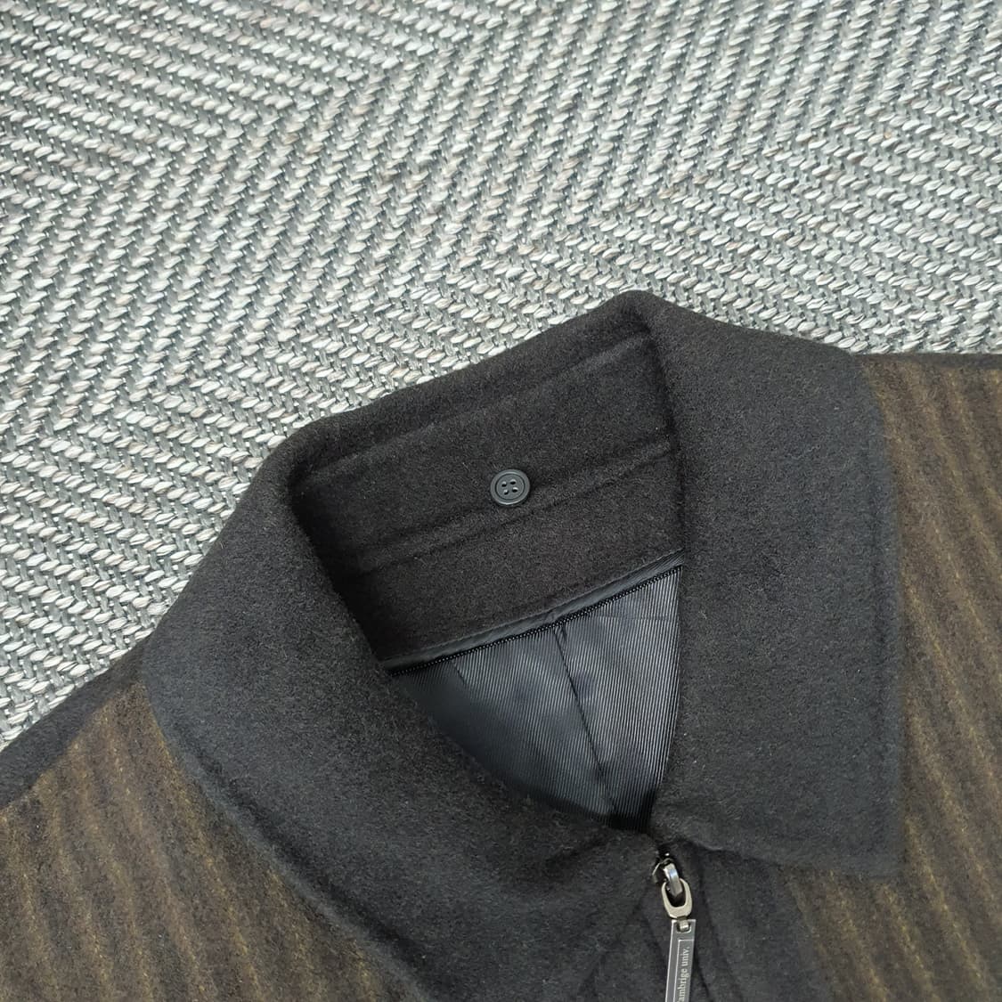 유니버시티 오브 캠브릿지 울100 집업자켓 남자110~115 상품이미지2