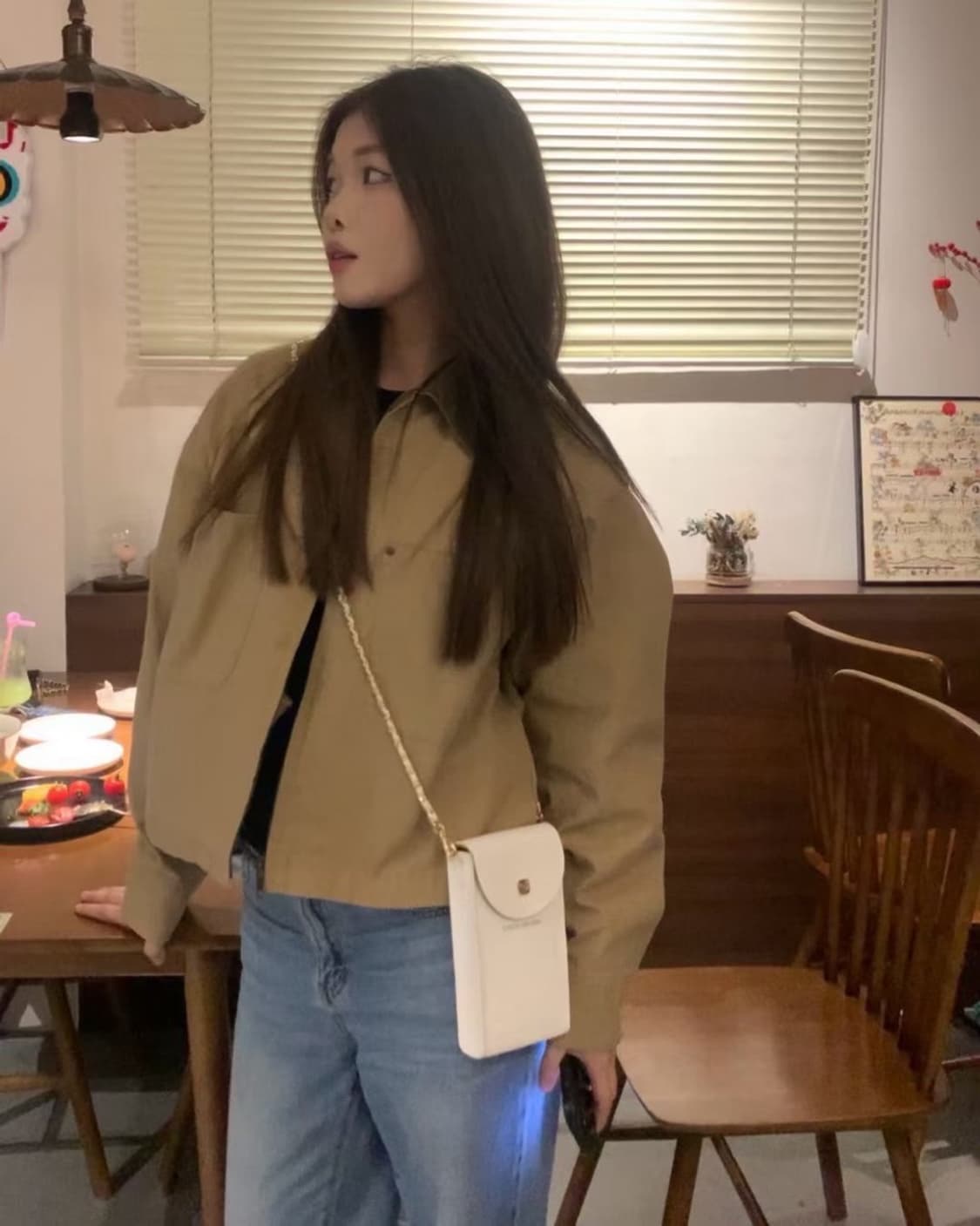 샤넬뷰티 코코 크러쉬 리미티드 플랩 체인 폰백 화이트 상품이미지10