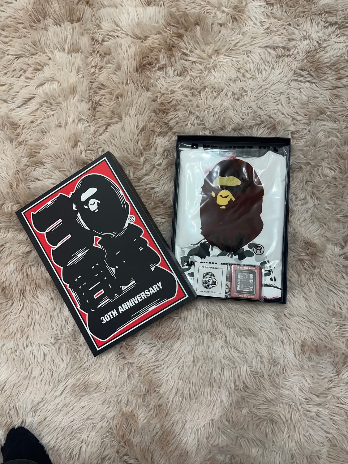 베이프 30주년 반팔티 (일본판) 상품이미지1