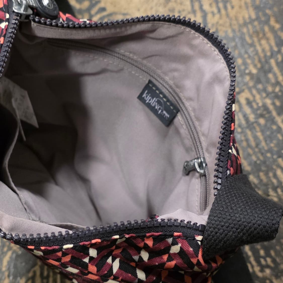키플링 패턴 크로스백 상품이미지7