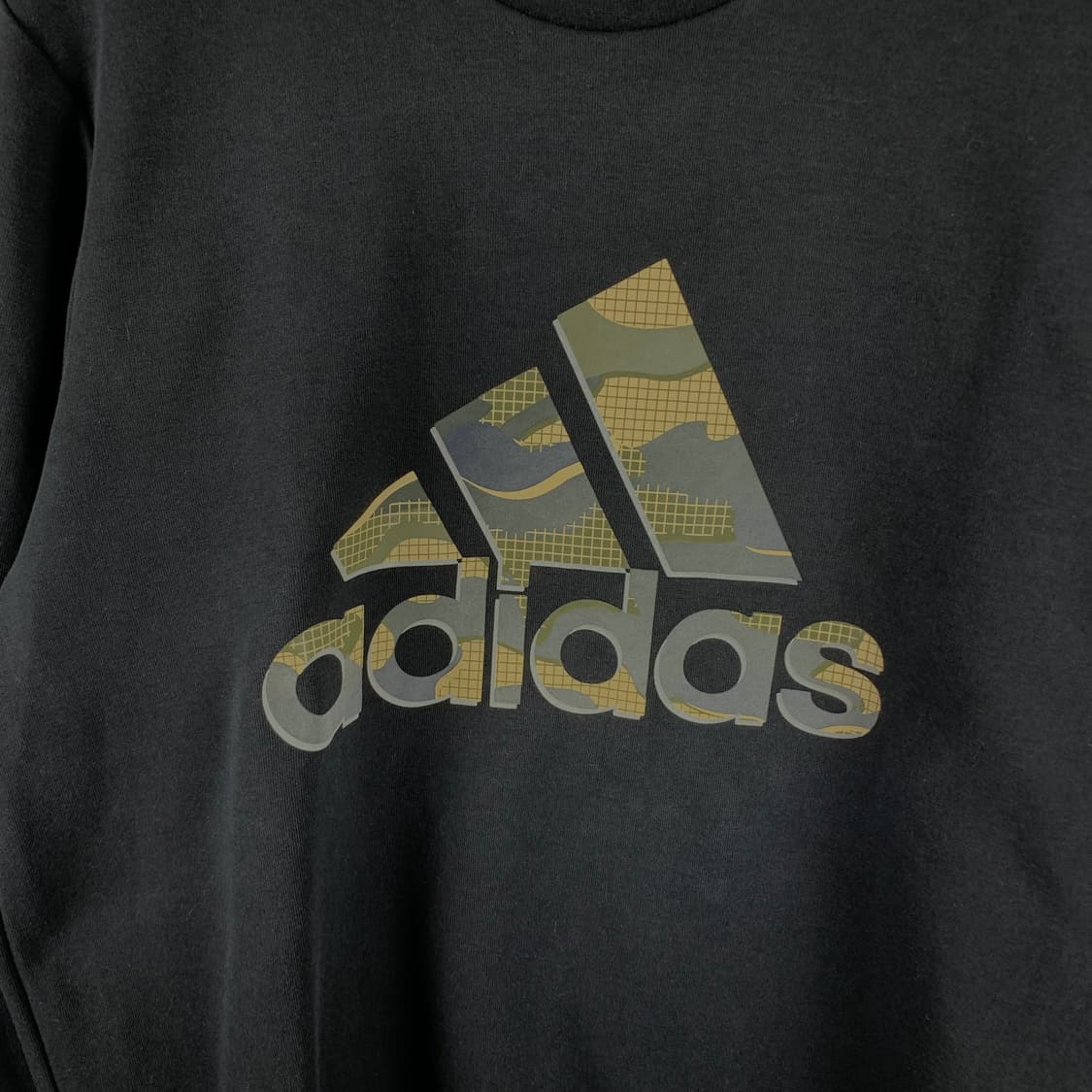 아디다스 카모 빅로고 블랙 맨투맨 상품이미지4