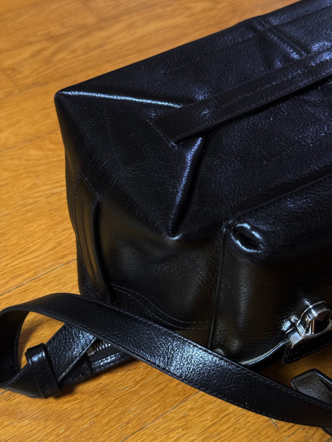 르메르 기어백 미디움 에스프레소 상태 A  상품이미지5