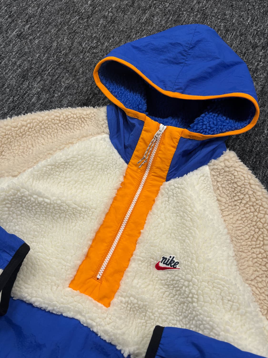 나이키 헤리티지 로고 쉐르파 플리스 아노락 하프집업 상품이미지4