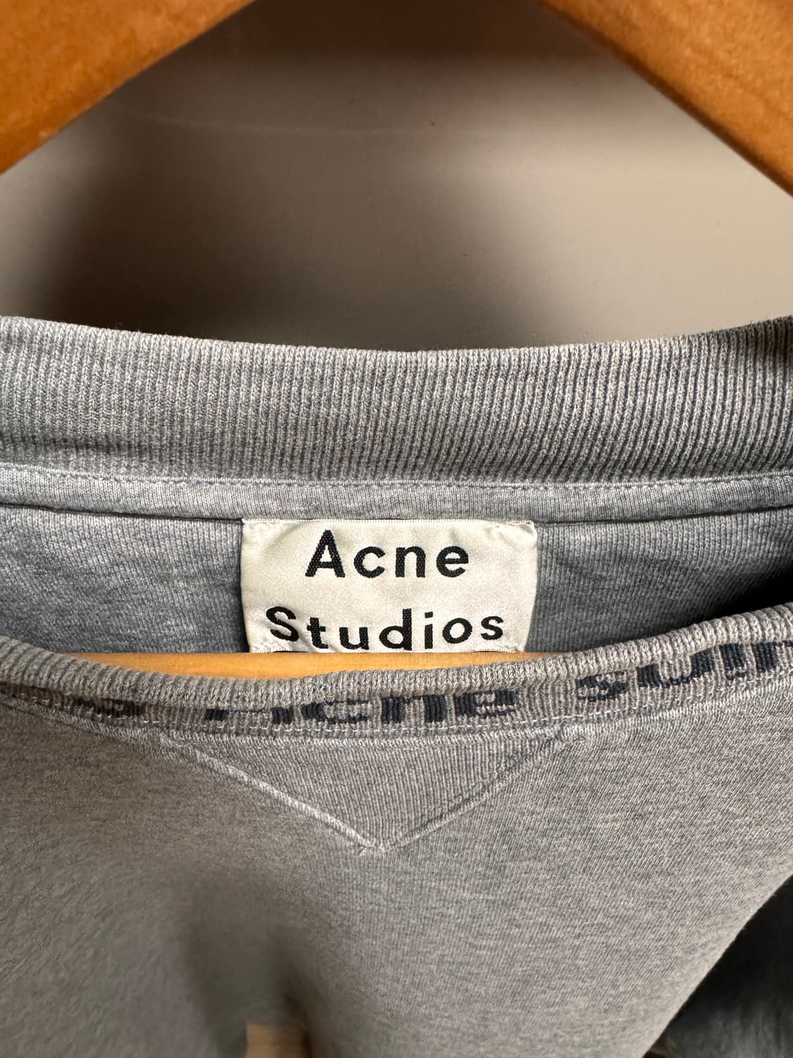 아크네스튜디오 기모 맨투맨 M 상품이미지2