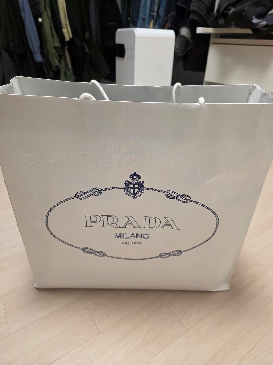 프라다 바이커 백 라지 사이즈 상품이미지7