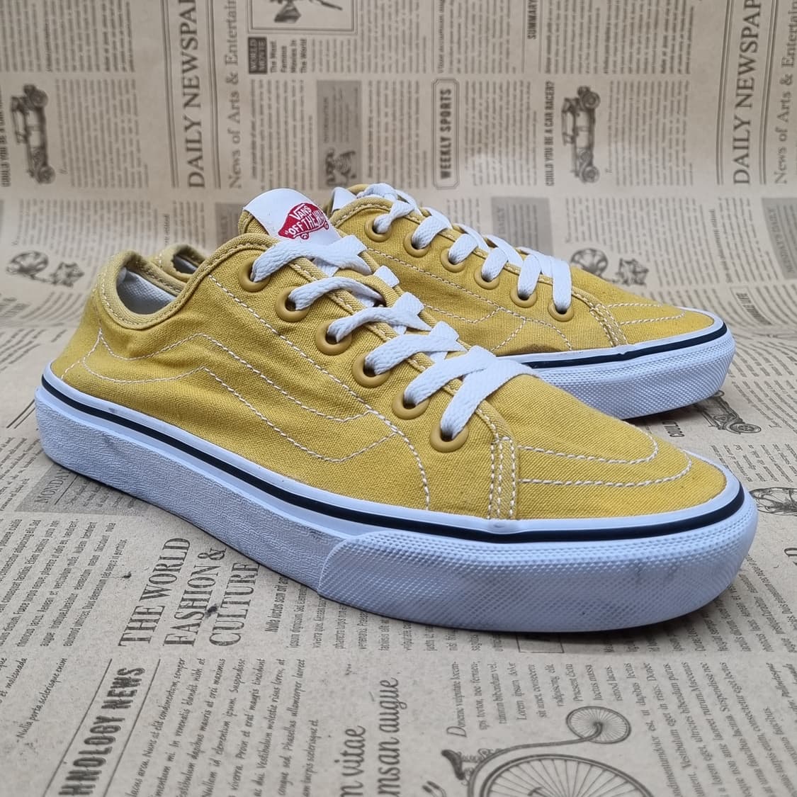 반스 V3840 스니커즈 245 상품이미지1