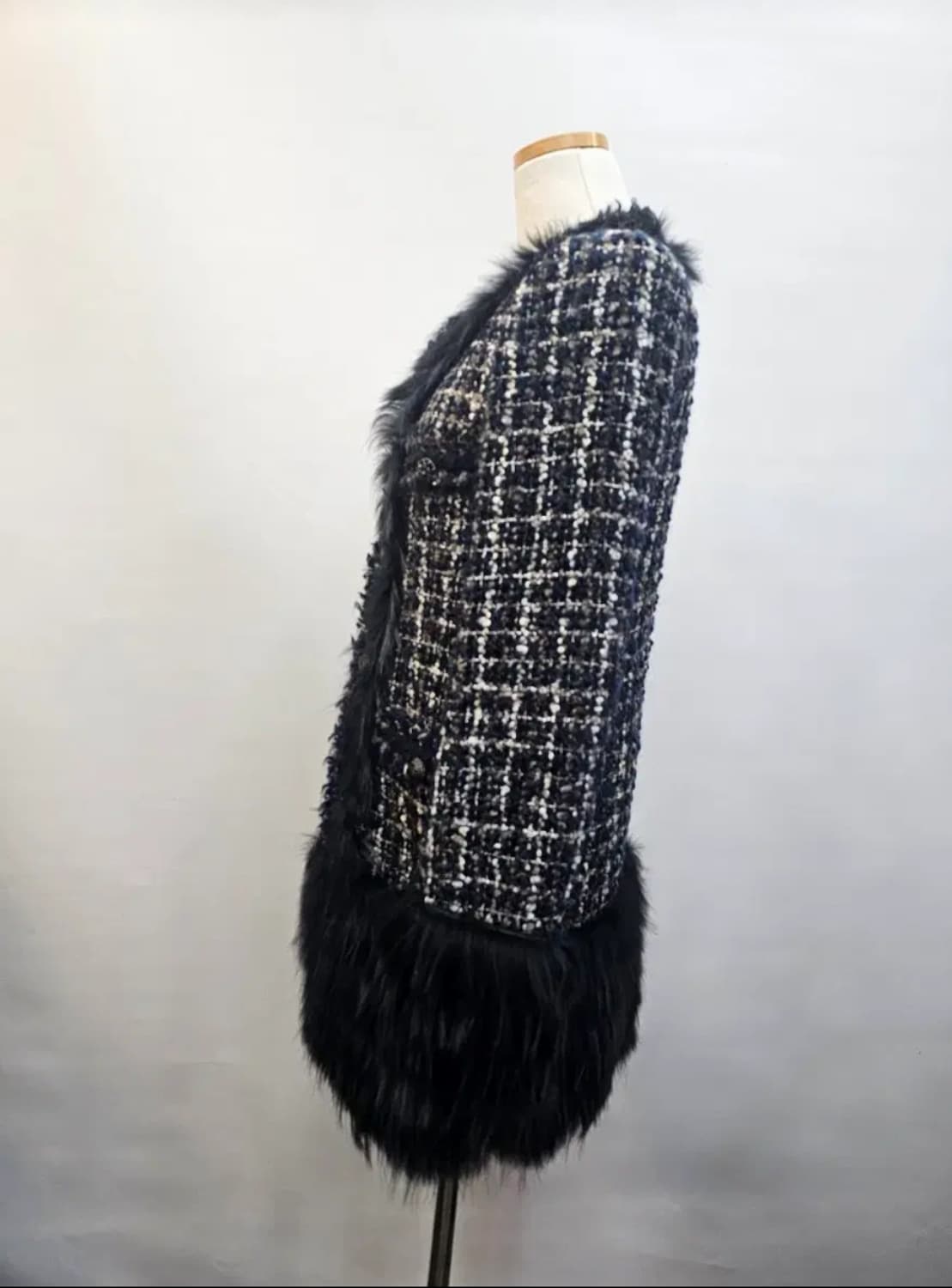 한섬 오즈세컨  너쿠리퍼 트리밍 트위드쟈켓 55 상품이미지4