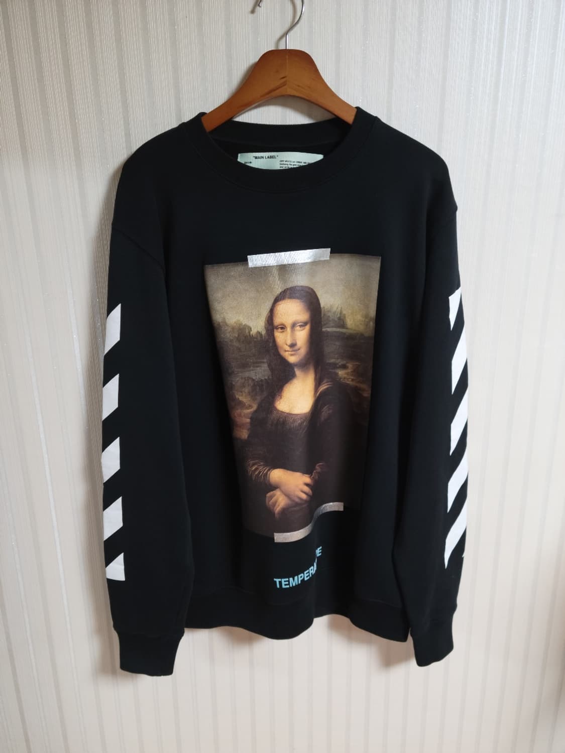 [M] 오프화이트 모나리자 애로우 맨투맨 상품이미지1