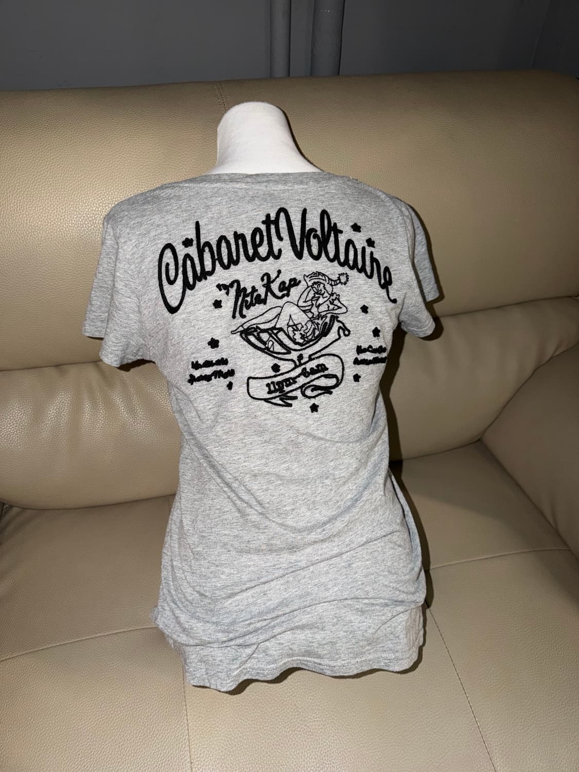 back embroied detail pocket t-shirt 상품이미지1