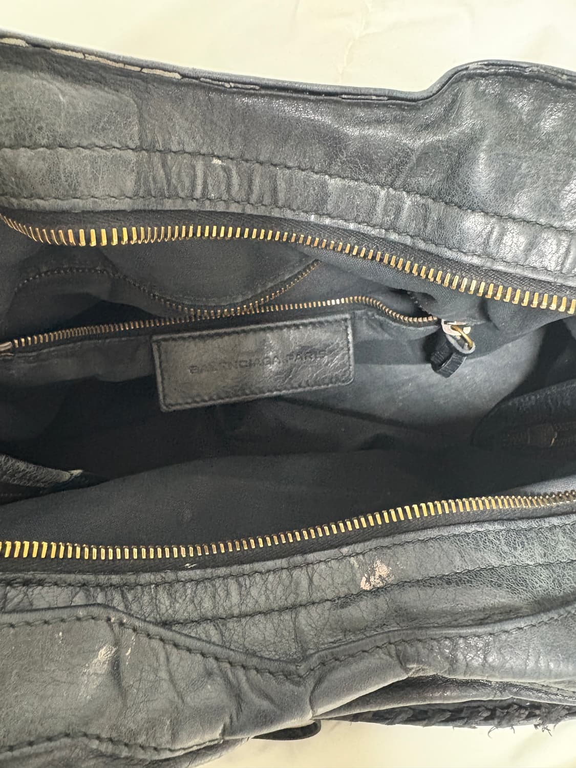 키티키링 증정)발렌시아가 모터백 블랙 상품이미지7