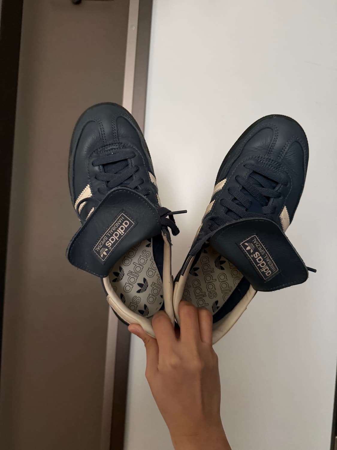 아디다스 핸드볼 스페지알 프리러브드 잉크 오프 화이트 상품이미지2