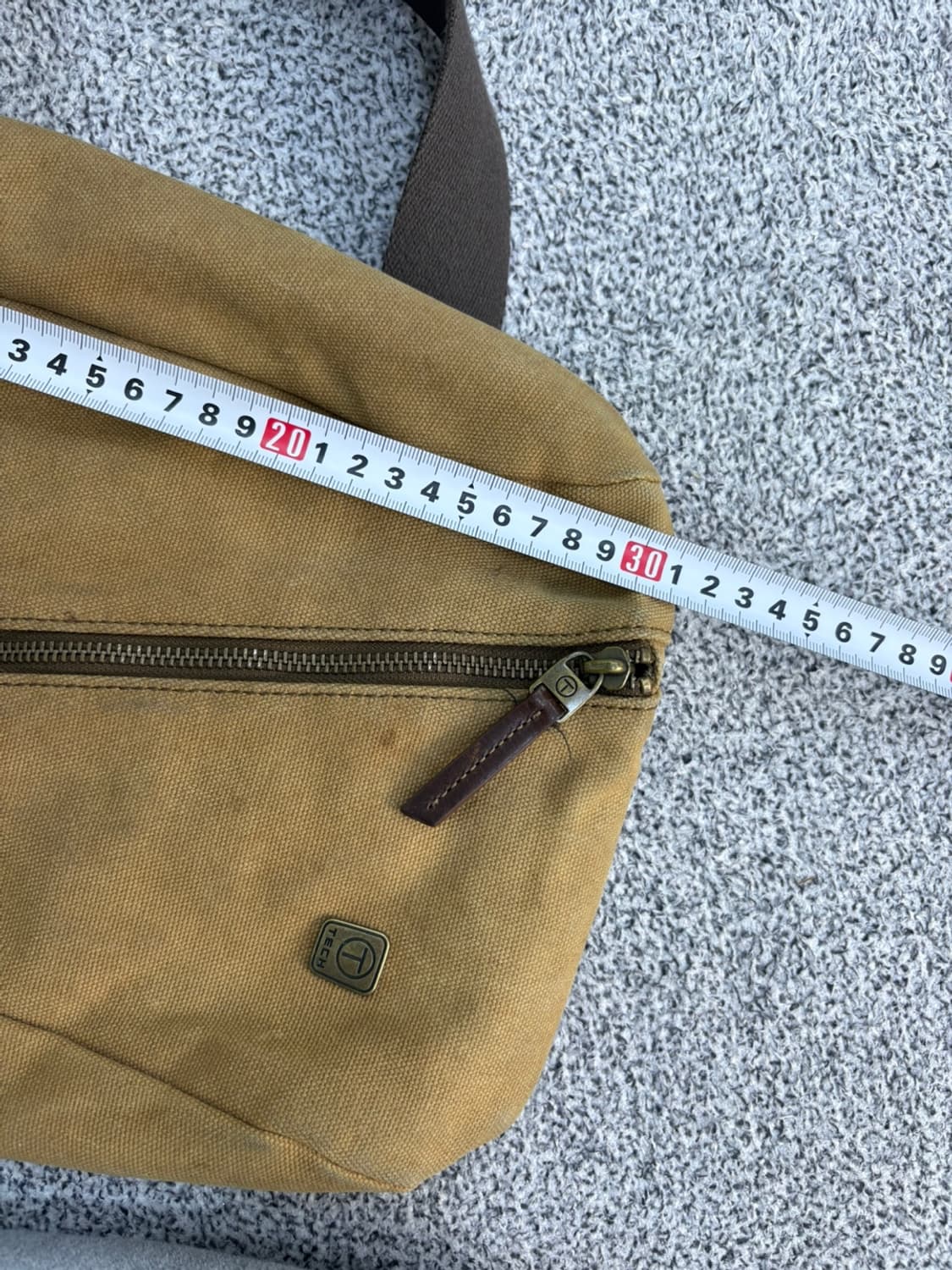 투미 캔버스 크로스백 메신저백 0409J 상품이미지8