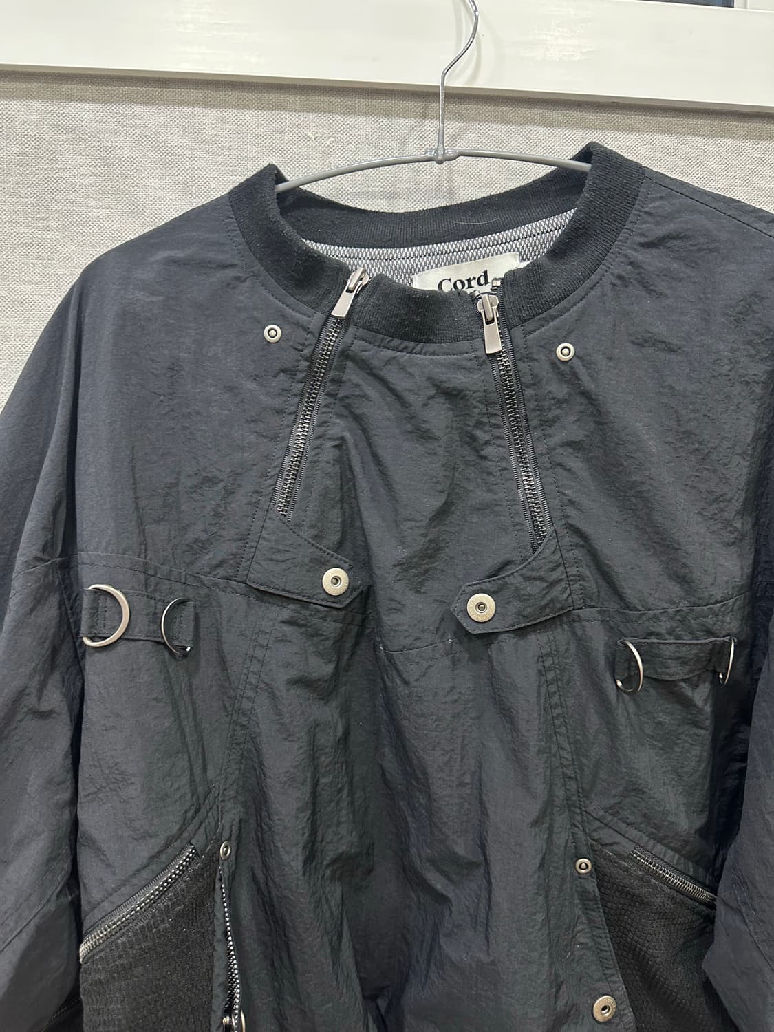 코드 CORD 멀티 펑셔널 짚 풀오버 자켓_BK M size 상품이미지4