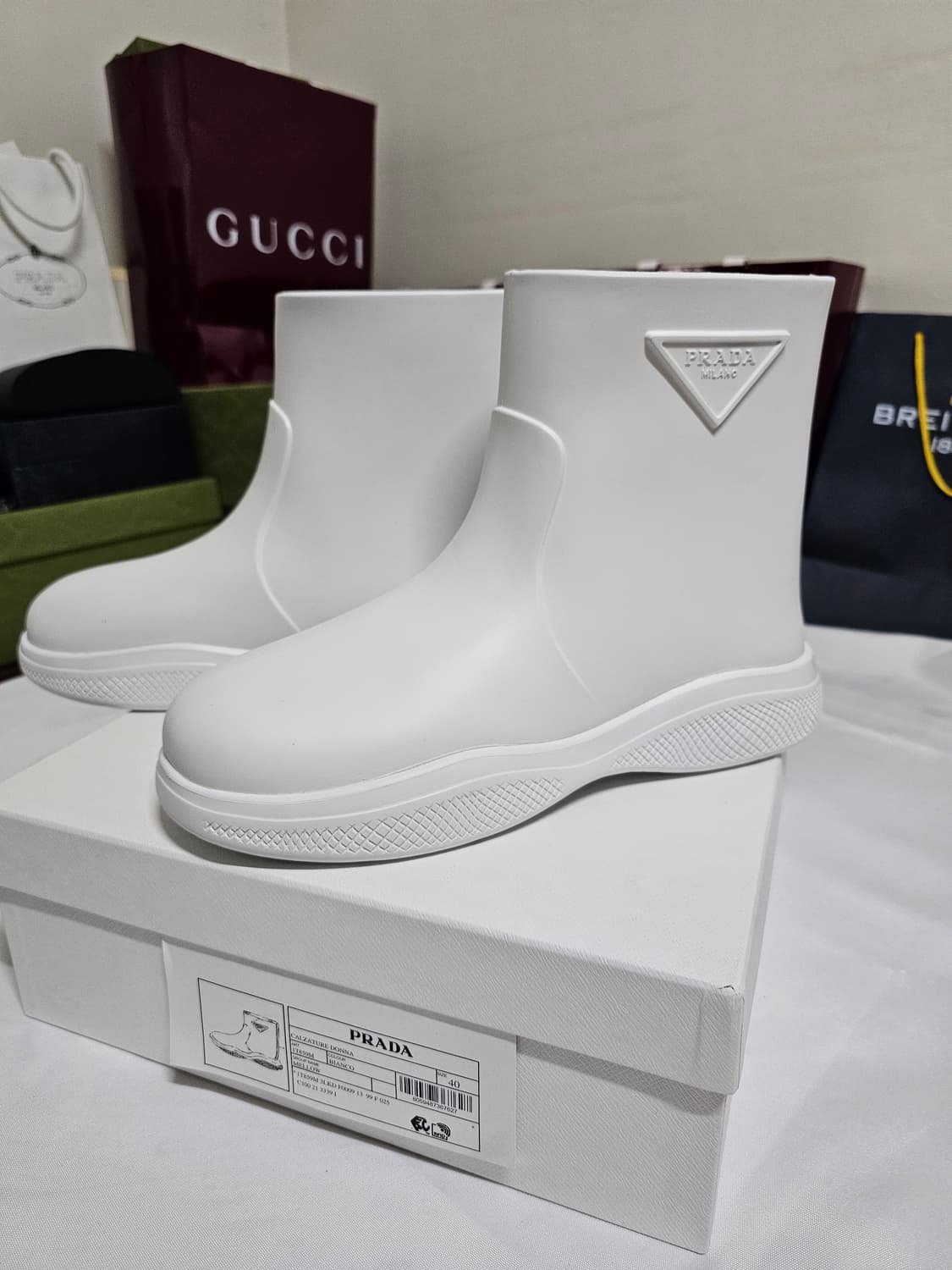 (새상품)프라다 레인부츠 프라다스니커즈팝니다 상품이미지1