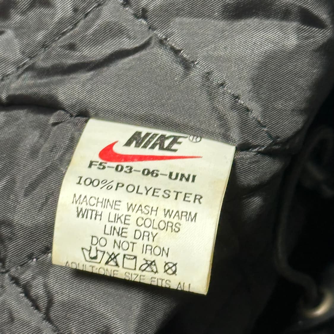 100 나이키 빅로고 블랙 점퍼 상품이미지5