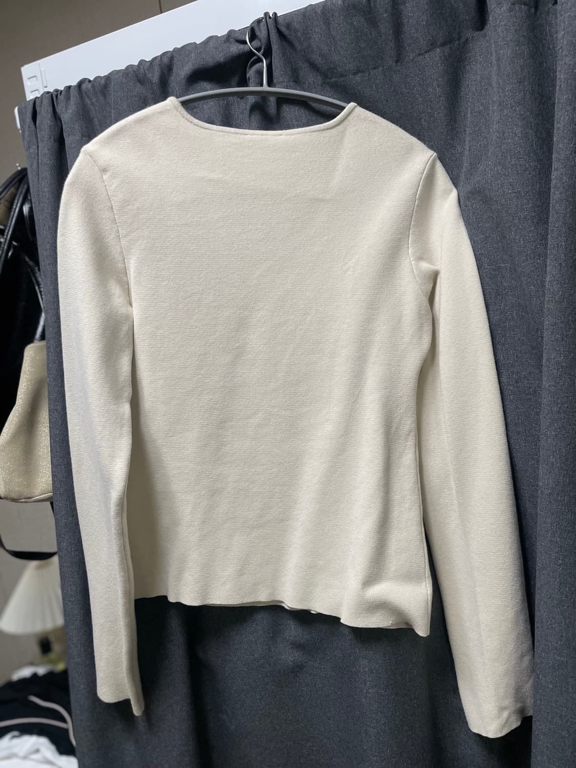 꾸레쥬 스퀘어넥 니트 상품이미지3