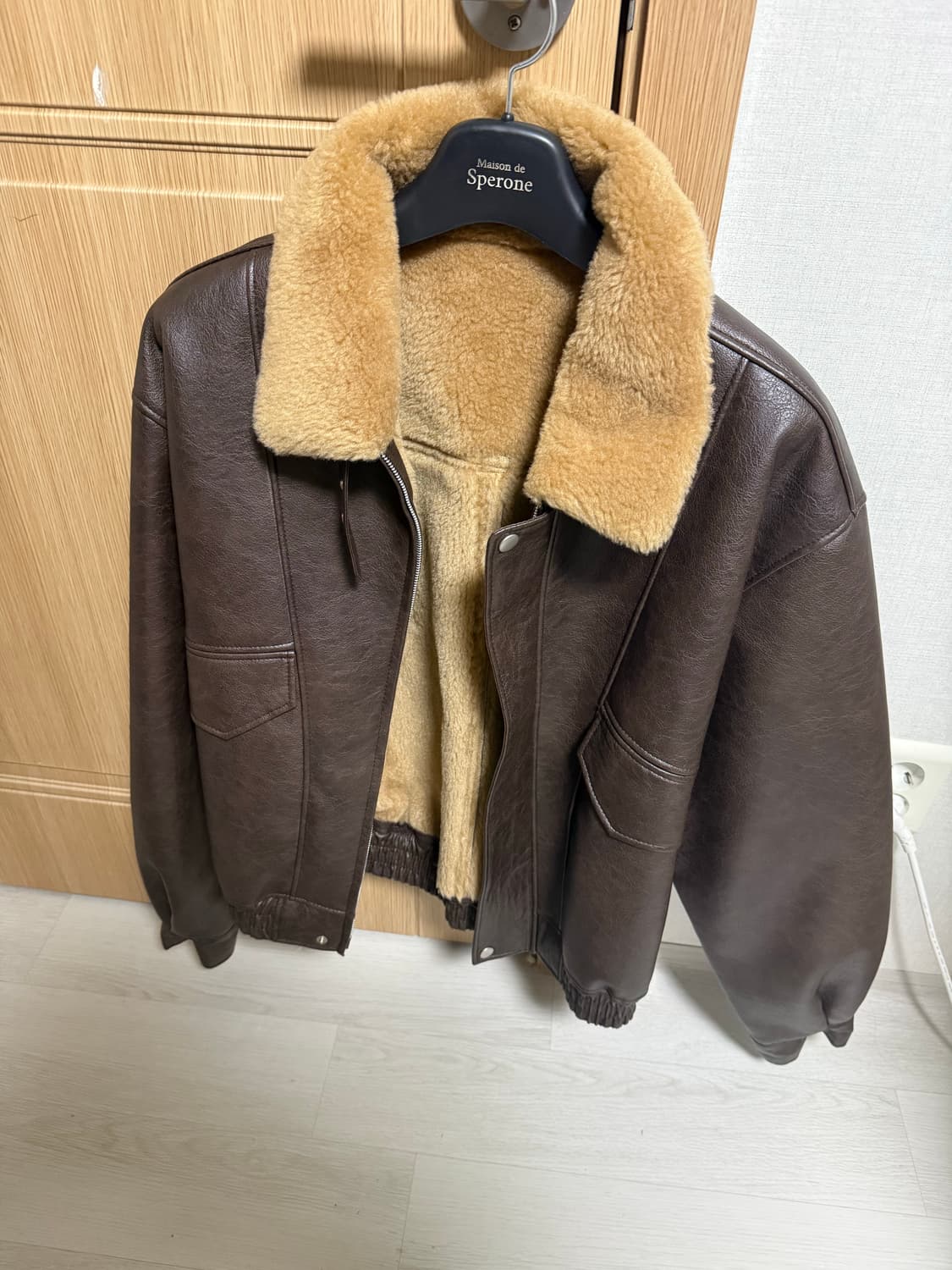 스페로네 A-2 워싱 레더 무스탕 자켓 (브라운) L 상품이미지2