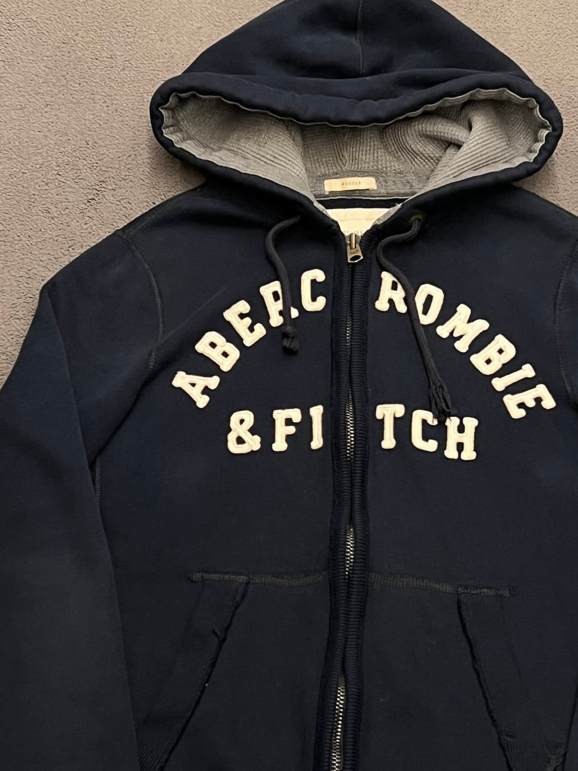 아베크롬비 빈티지 스펠아웃 후드집업 처분  상품이미지2