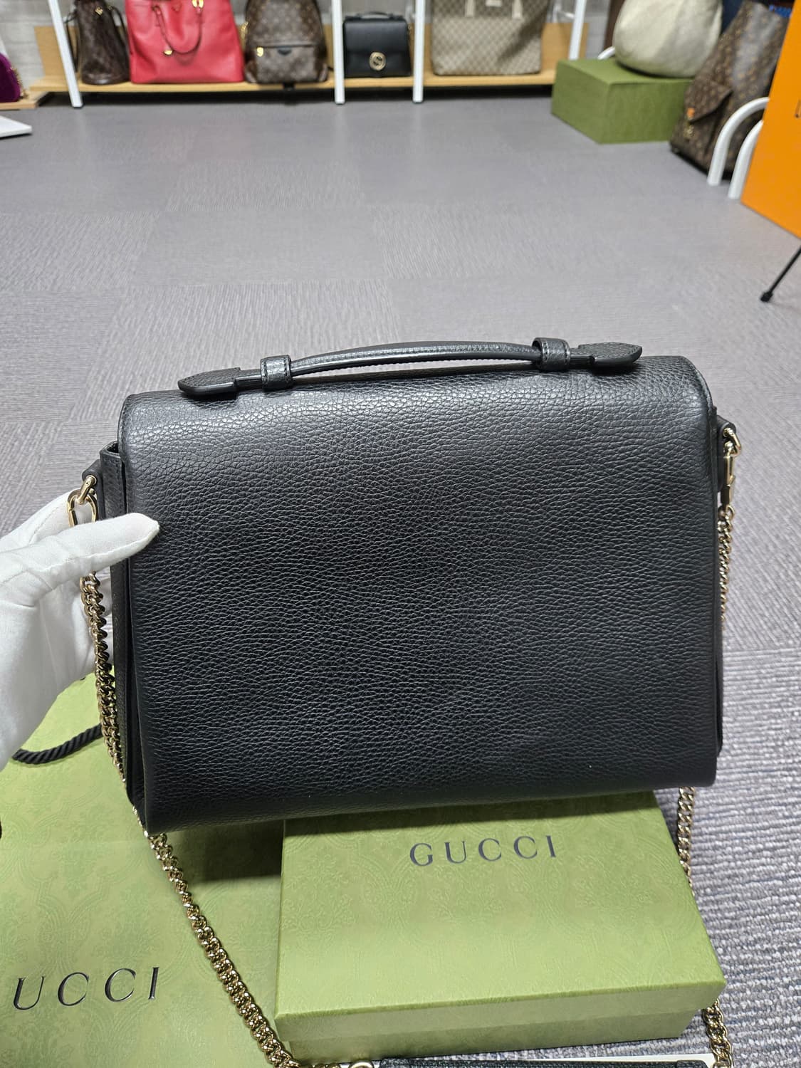 [특가][정품] 구찌 인터로킹 탑핸들백 라지 상품이미지2