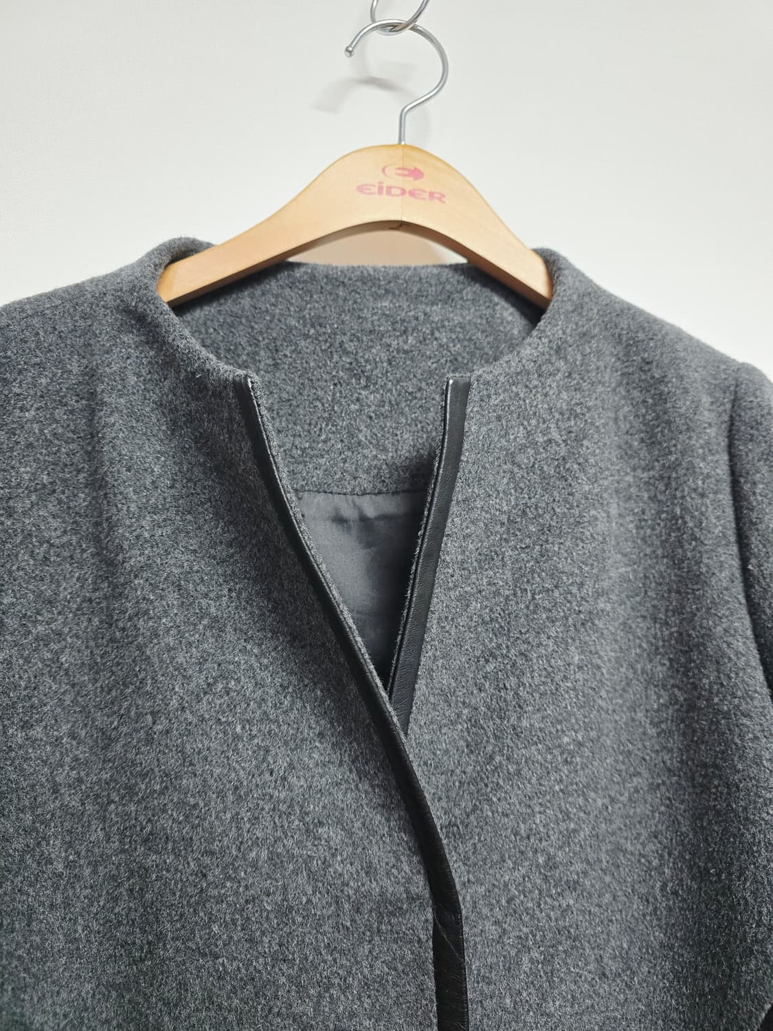 그레이 울 혼방 양가죽 배색 코트66 상품이미지2